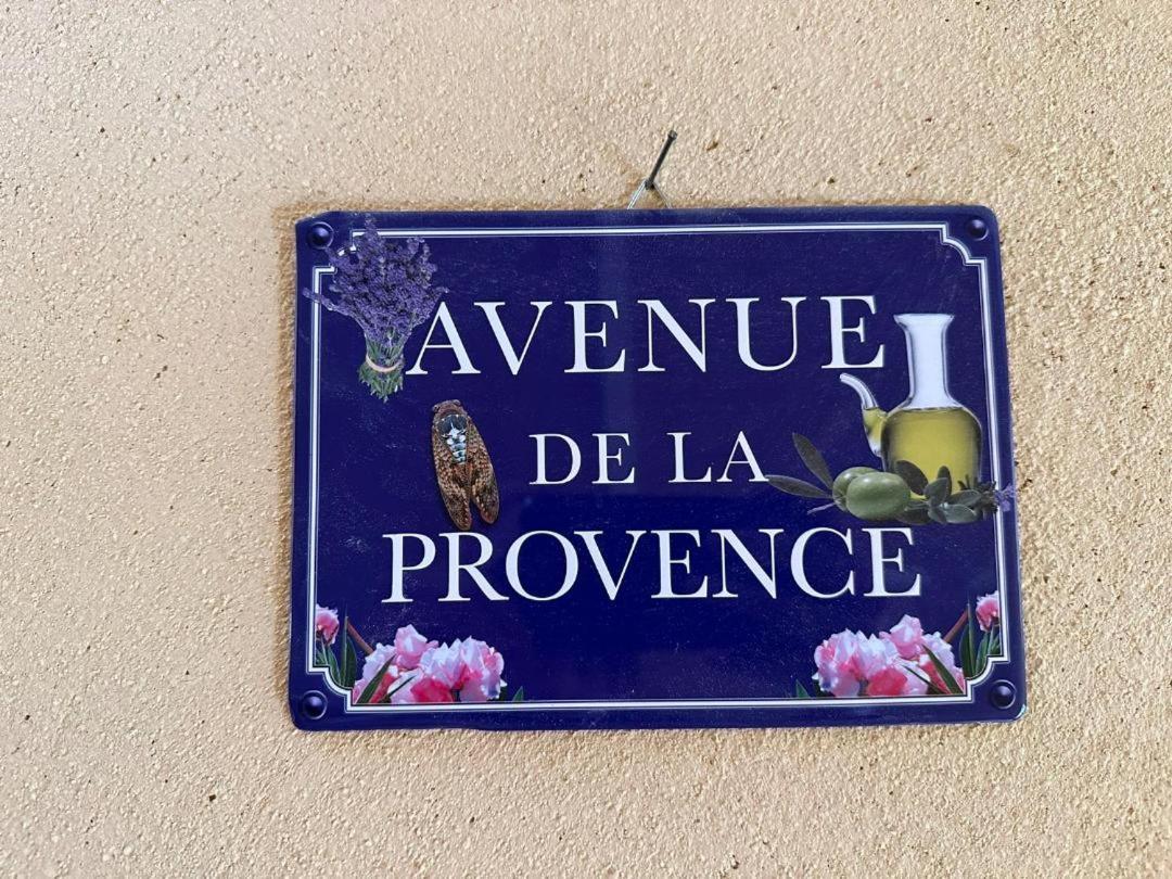 Les Cigales Villelaure Exterior foto